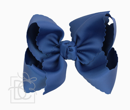 Scalloped Edge Bow